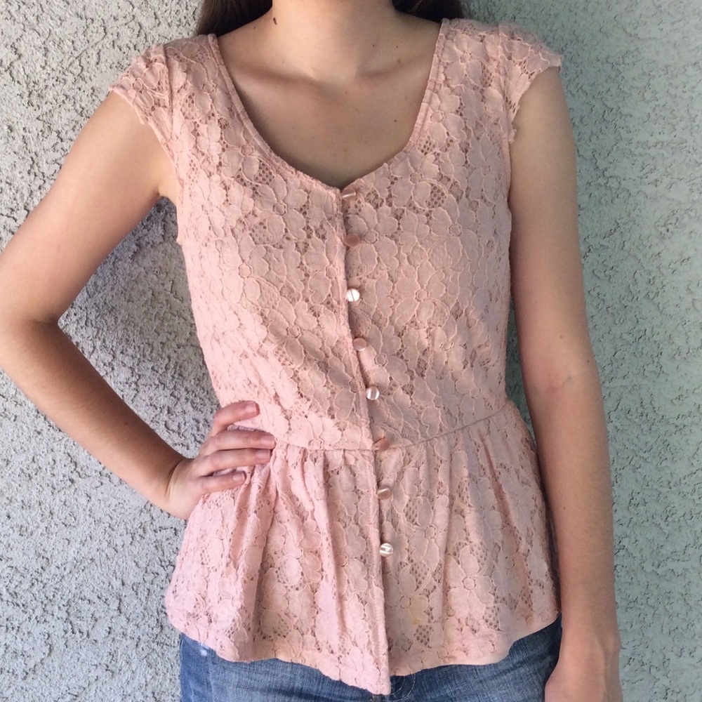 ELLE Kohl’s Floral 🌸 Peplum Pink Button Up Blouse